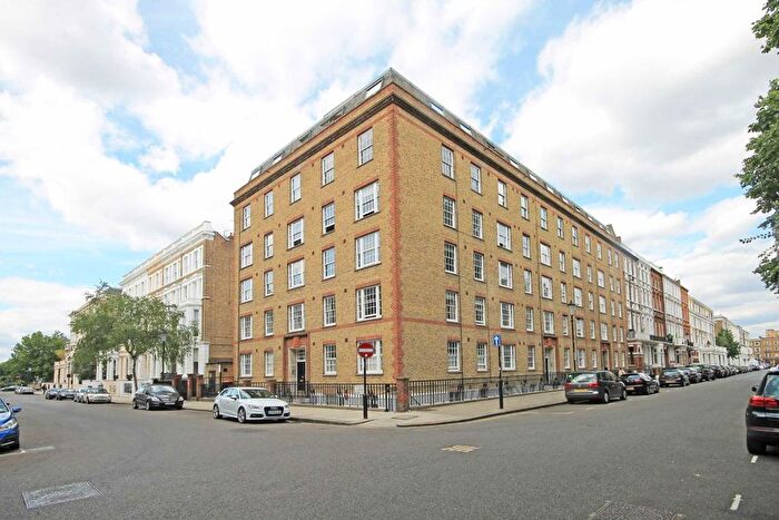 2 Bedroom Flat To Rent In Nevern Square, London, SW5