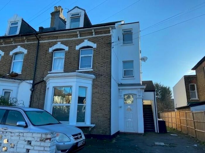 1 Bedroom Flat To Rent In Prince Road, London SE25