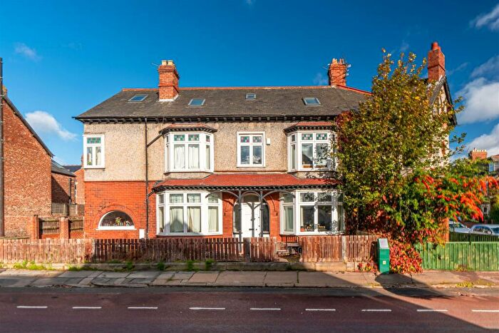 6 Bedroom End Of Terrace House To Rent In £pppw - Devonshire Place, Jesmond, NE2