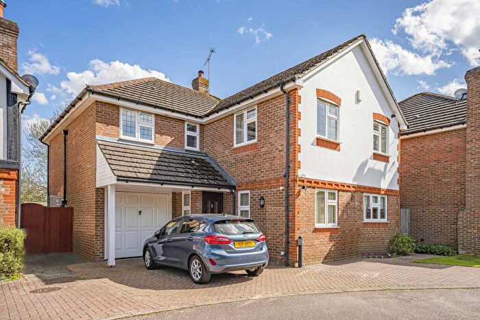 4 Bedroom Detached House For Sale In Heyford End, Balmoral Close, St Albans, AL2