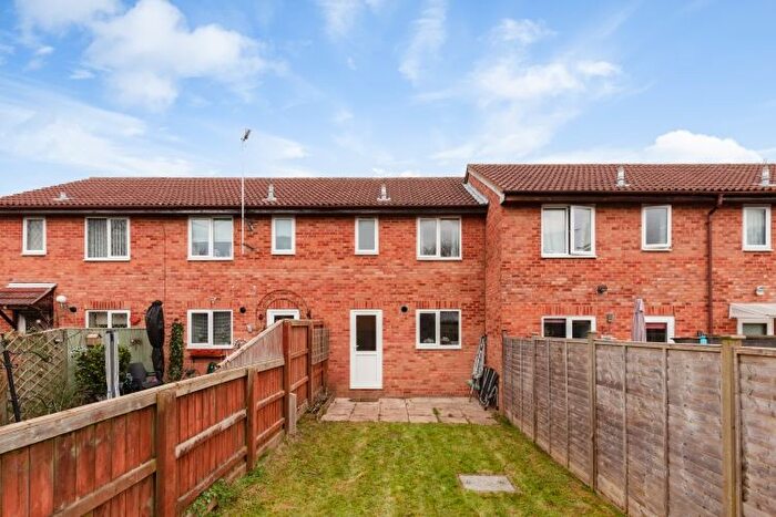 2 Bedroom Terraced House To Rent In Moor Pond Close, Bicester, OX26