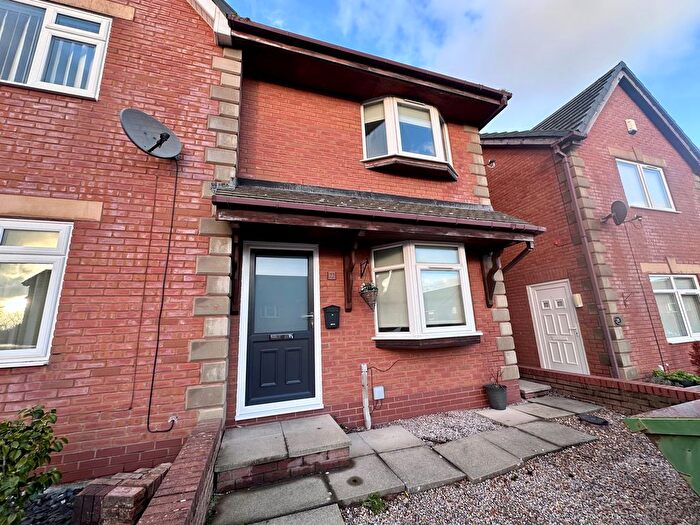 2 Bedroom Property To Rent In Campbell Close, Llandudno, LL30