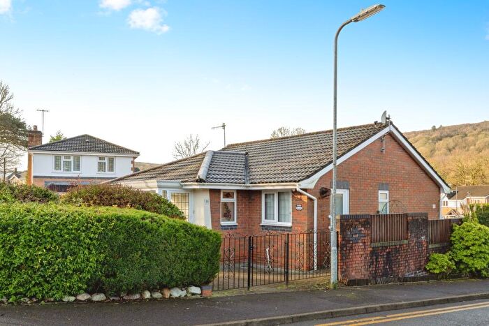 2 Bedroom Bungalow For Sale In Waun Gron, Rhydyfro, Pontardawe, Swansea, SA8