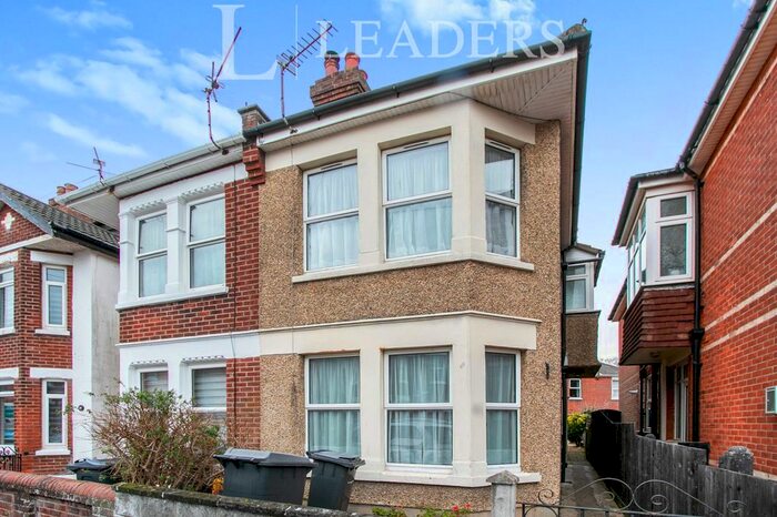 3 Bedroom Semi-Detached House To Rent In Roberts Road, Boscombe, Bournemouth, BH7