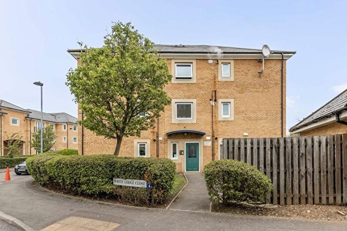 1 Bedroom Flat To Rent In White Lodge Close, Isleworth, TW7