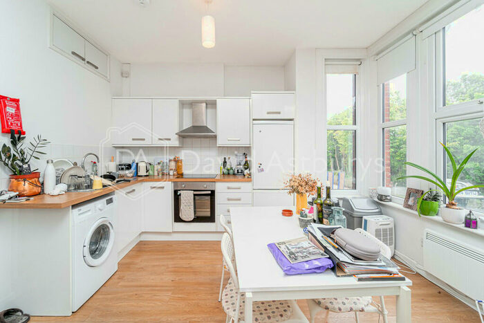 1 Bedroom Apartment To Rent In Archway Road, London, N6