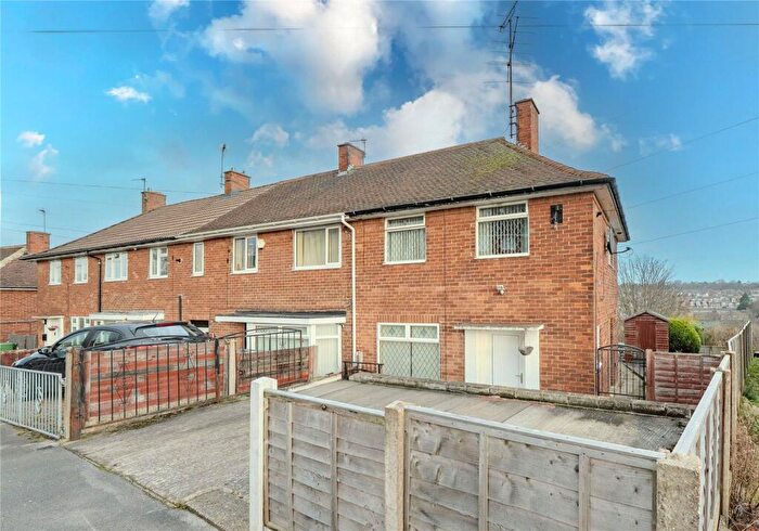 2 Bedroom End Of Terrace House For Sale In Bawn Approach, Leeds, West Yorkshire, LS12