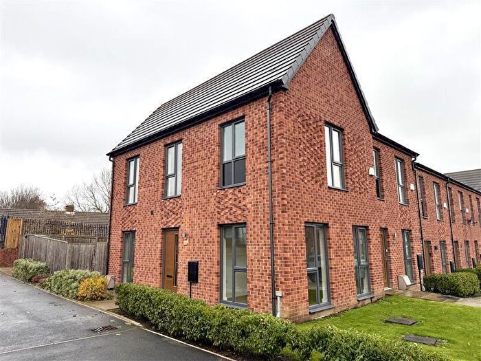 3 Bedroom End Of Terrace House To Rent In Scholars View, Houghton Le Spring, County Durham, DH5