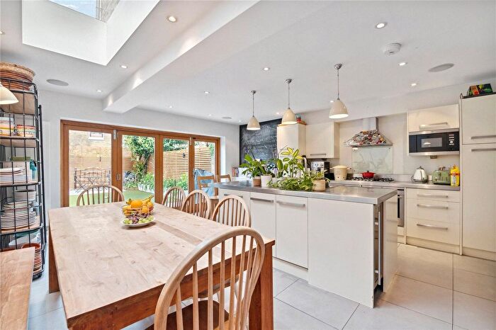 4 Bedroom Detached House To Rent In Swanage Road, London, SW18