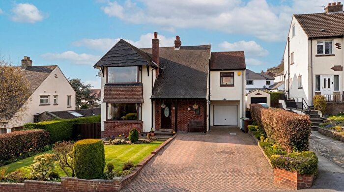 4 Bedroom Detached House For Sale In Layton Mount, Rawdon, Leeds, West Yorkshire, LS19