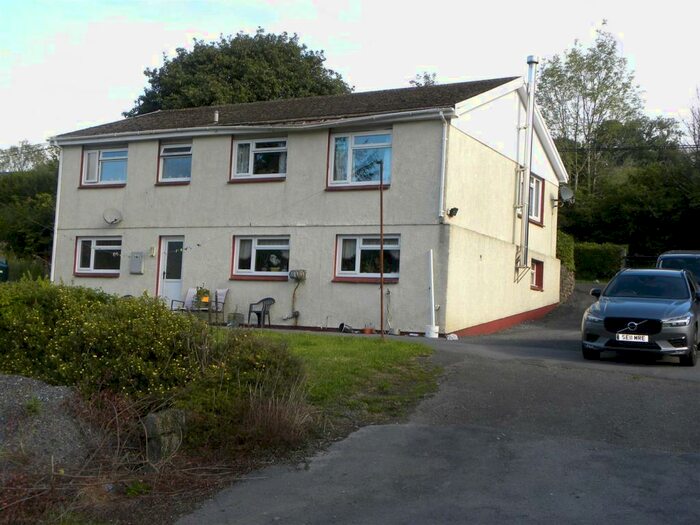 4 Bedroom Smallholding For Sale In Llansawel, Llandeilo, SA19
