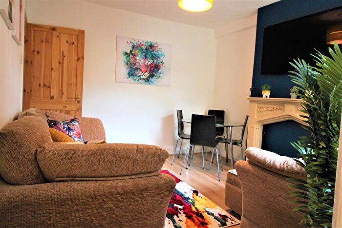3 Bedroom Private Hall To Rent In Garnet Street, Lancaster, LA1