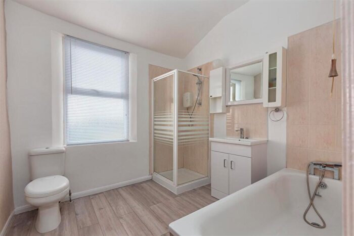 2 Bedroom Terraced House For Sale In High Road, Halton, Lancaster, LA2
