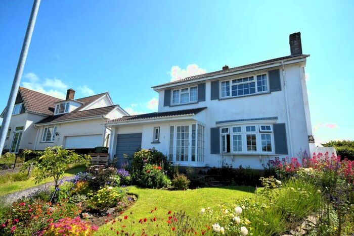 3 Bedroom House To Rent In Langmead, Westleigh, Devon, EX39