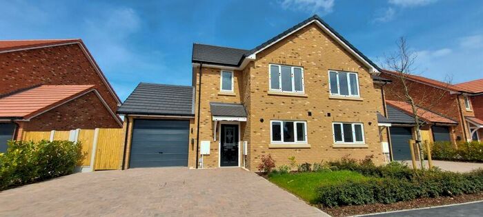 3 Bedroom Semi-Detached House To Rent In St Stephens Park, Ramsgate, CT12