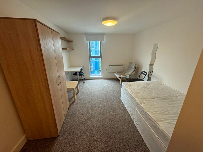 1 Bedroom Studio To Rent In Bevois Valley Road, Southampton, SO14