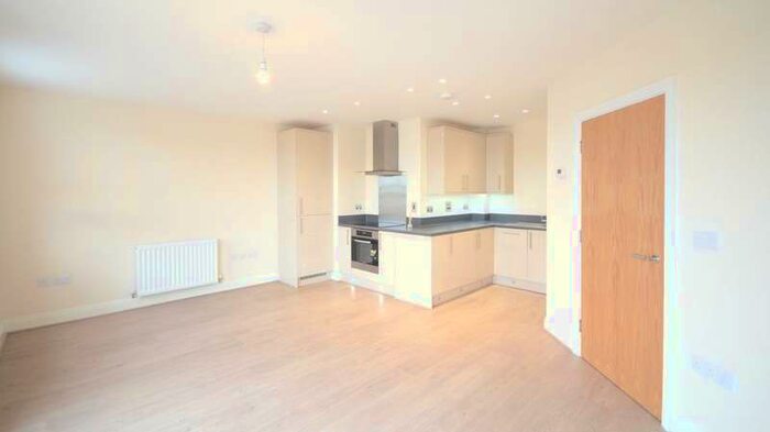 2 Bedroom Apartment To Rent In Grebe Way, SL6