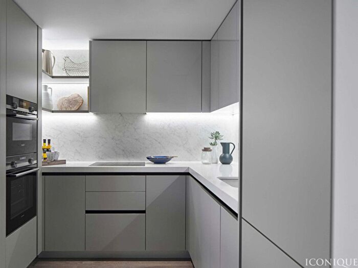 1 Bedroom Flat For Sale In Wood Lane, London, W12