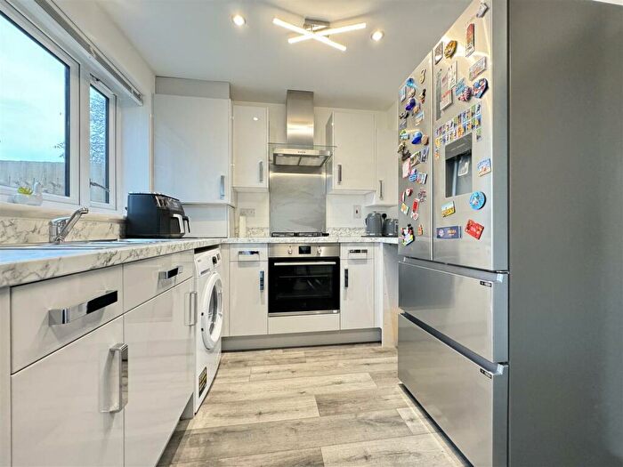 2 Bedroom Terraced House For Sale In Brookfield Drive, Stanford-le-Hope, SS17