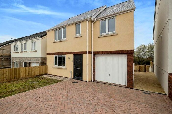 4 Bedroom Detached House To Rent In Tribune Drive, Newton Abbot, TQ12