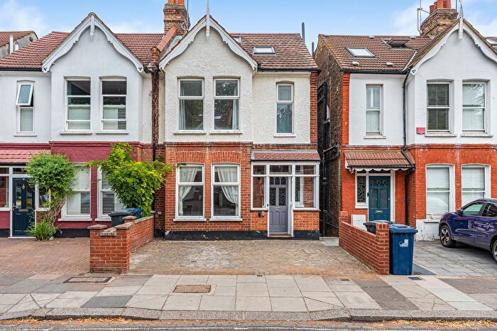 4 Bedroom Semi-Detached House For Sale In Birkbeck Road, London, W5