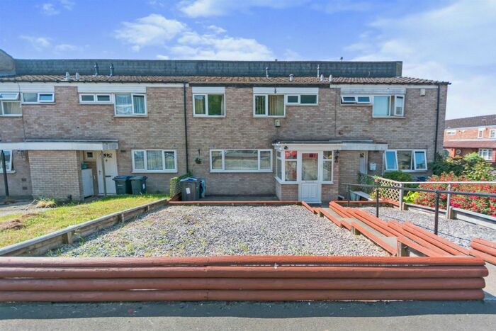 3 Bedroom Property To Rent In Simmons Leasow, Quinton, Birmingham, B32