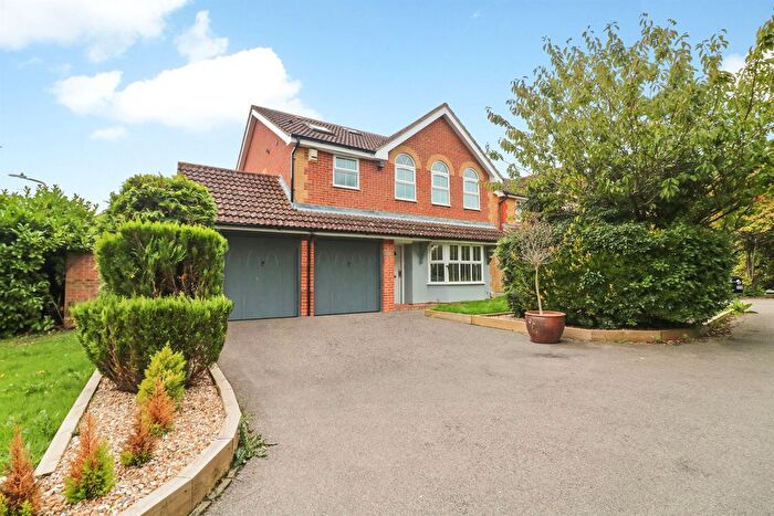 5 Bedroom Detached House To Rent In Farrers Walk, Kingsnorth, Ashford, TN23