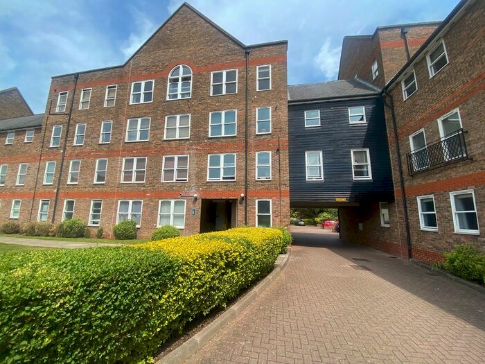 Studio To Rent In Millacres, Station Road, Ware, SG12