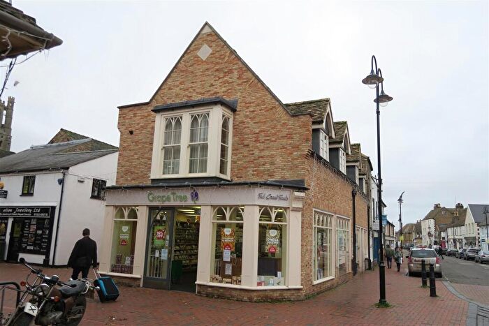 1 Bedroom Flat To Rent In Butchers Row, Ely, CB7