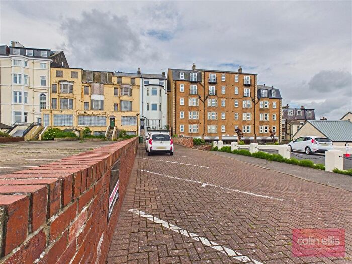 1 Bedroom Flat For Sale In Queens Parade, Scarborough, YO12