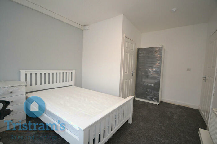 6 Bedroom Semi-Detached House To Rent In Lower Road, Beeston, NG9