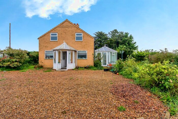 2 Bedroom Detached House For Sale In Northorpe, Donington, Spalding, PE11