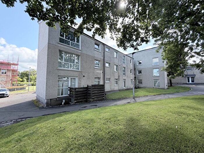 2 Bedroom Flat To Rent In Hornbeam Road, Abronhill, Cumbernauld, North Lanarkshire, G67