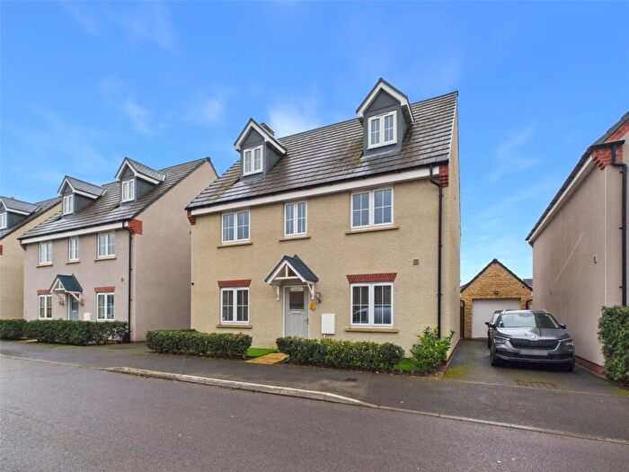 5 Bedroom Detached House For Sale In Somerdale Avenue, Brockworth, Gloucester, Gloucestershire, GL3