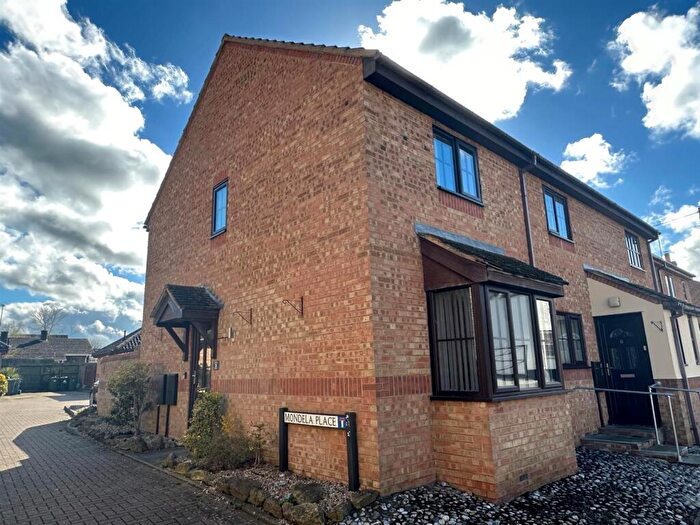 2 Bedroom End Of Terrace House For Sale In Mondela Place, Stilton, Peterborough, PE7