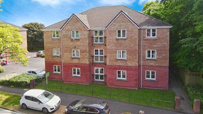 2 Bedroom Flat For Sale In Greenway Road, Rumney, Cardiff, CF3
