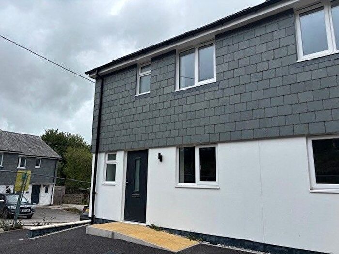 3 Bedroom End Terrace House To Rent In Terras Road, St. Austell, PL26