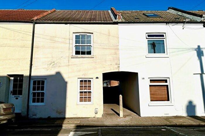 2 Bedroom Property To Rent In Mayfield Road, Gosport, PO12