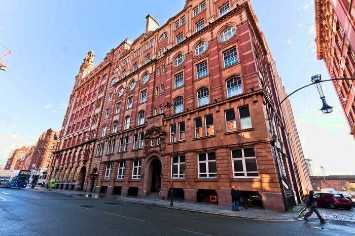 2 Bedroom Flat To Rent In Whitworth Street, Manchester, M1