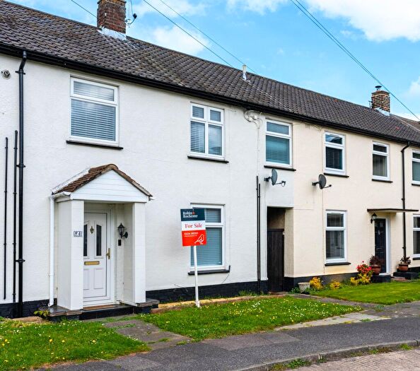 2 Bedroom Terraced House For Sale In Leeds Square, Gillingham, ME8