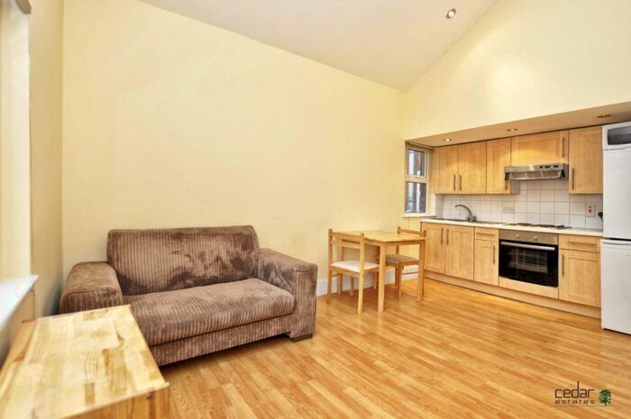 1 Bedroom Flat To Rent In Cricklewood Broadway, Cricklewood, NW2