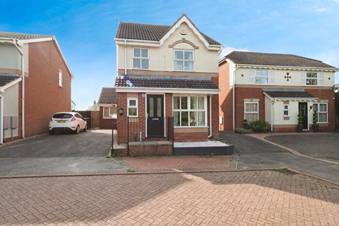 3 Bedroom Detached House For Sale In Oakham Drive, Nottingham, NG16