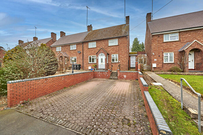 3 Bedroom House To Rent In Buckwood Road, Markyate, Herts, AL3