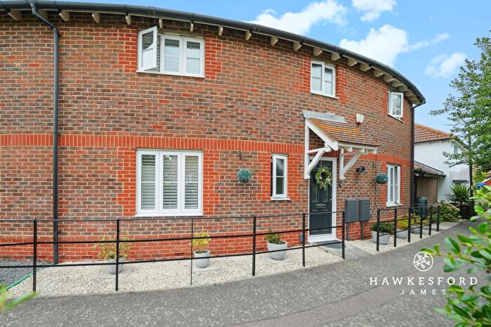 3 Bedroom Semi-Detached House For Sale In Sharfleet Crescent, Iwade, ME9