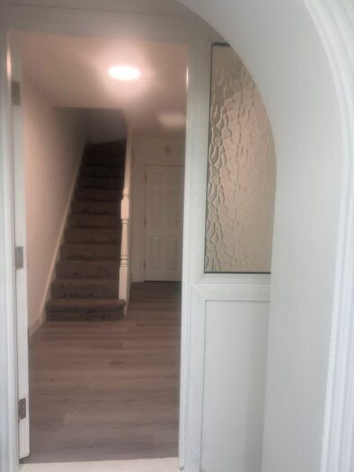 4 Bedroom Terraced House To Rent In Ballards Road, Dagenham, RM10