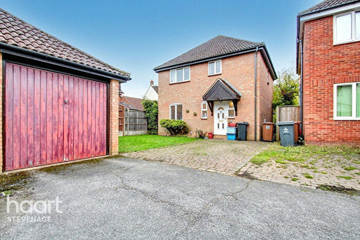 4 Bedroom Detached House For Sale In Chalkdown, Stevenage, SG2