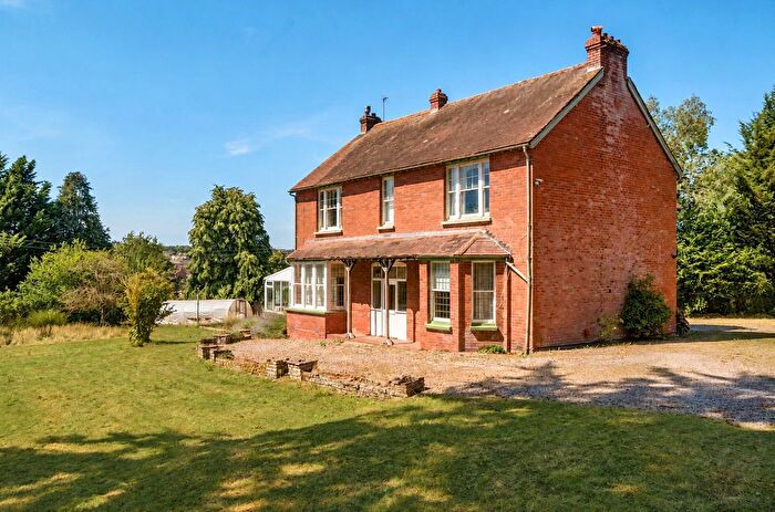 4 Bedroom Detached House For Sale In Alphington, Exeter, EX2