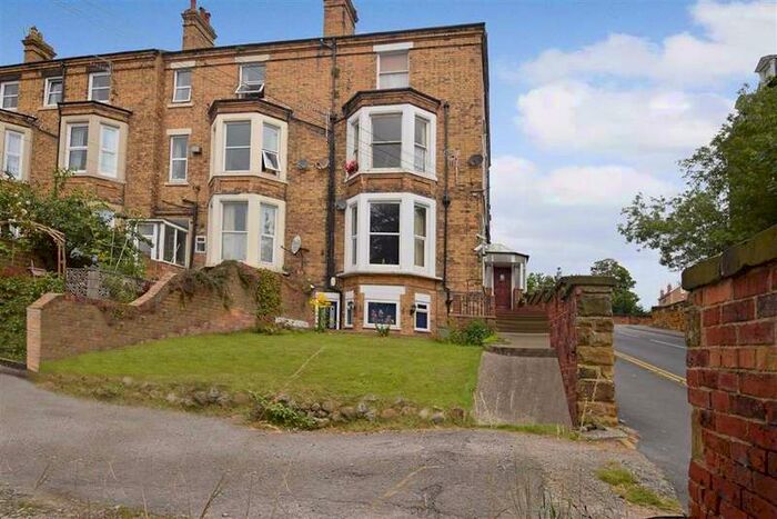 1 Bedroom Flat To Rent In Westwood, Scarborough, North Yorkshire, YO11