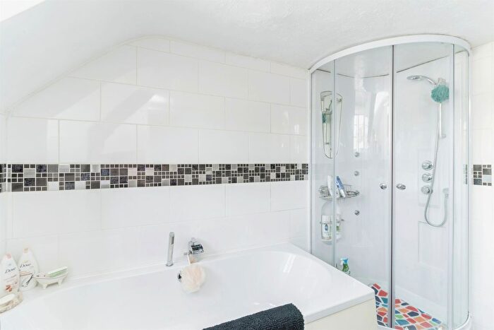 2 Bedroom End Of Terrace House For Sale In Eaton Place, Paignton, TQ4
