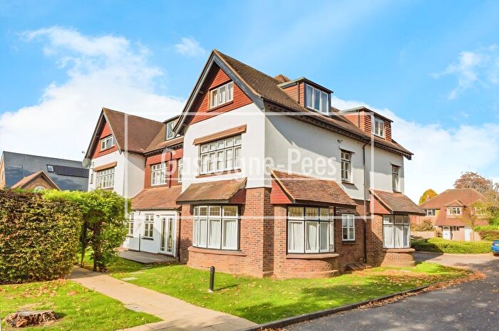 2 Bedroom Flat To Rent In Hillier House, Guildford, GU1